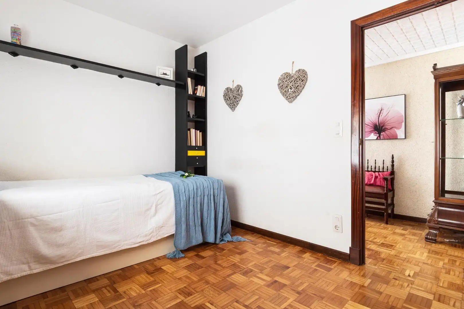 Piso en venta en Avenida ALIERTA, CESAREO, 42, Parque Miraflores