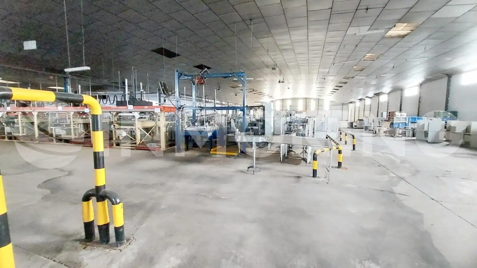 Industrial buildings for rent in Campos del Río