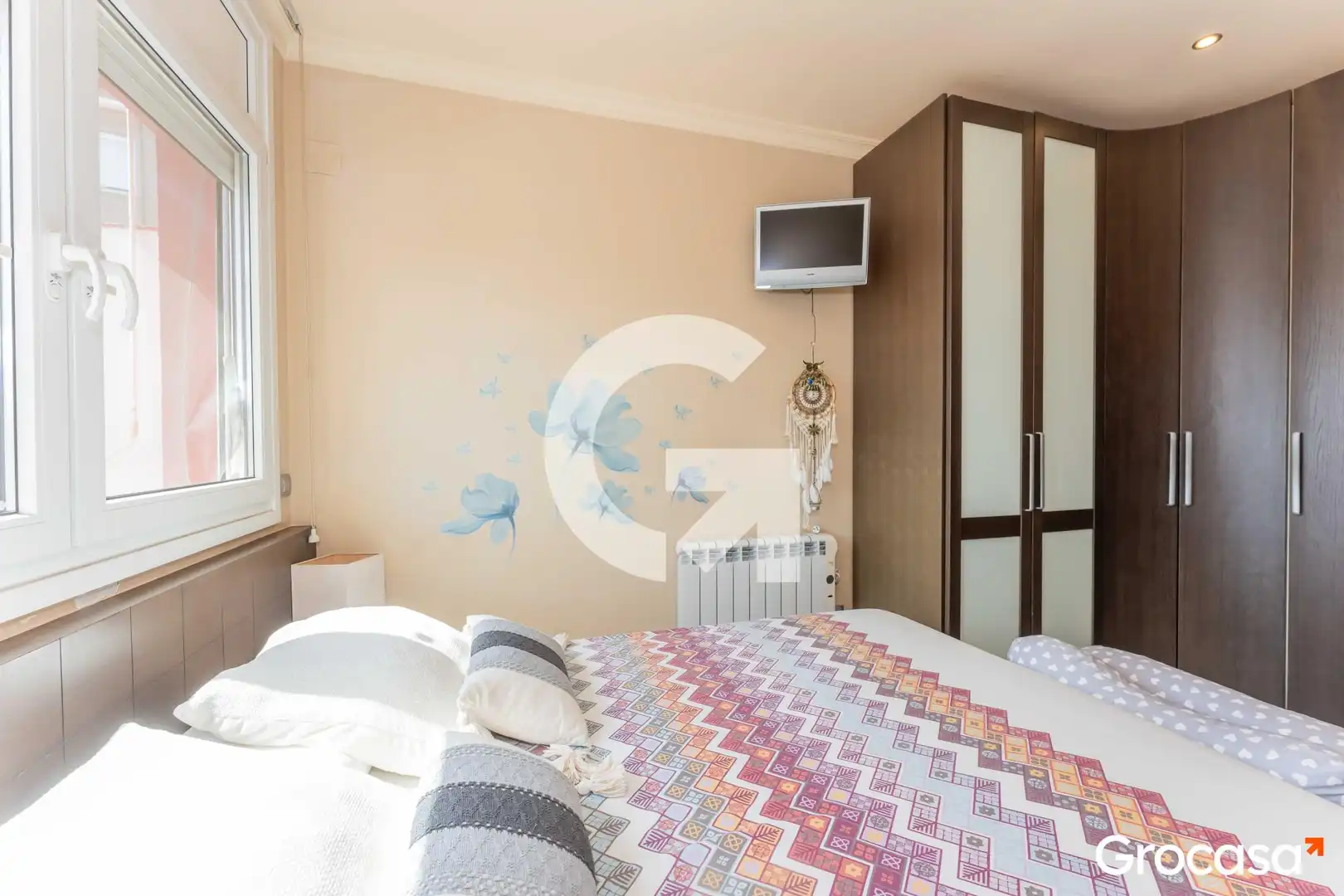 Habitación de Piso en venta en Cornellà de Llobregat con Aire acondicionado, Calefacción y Terraza