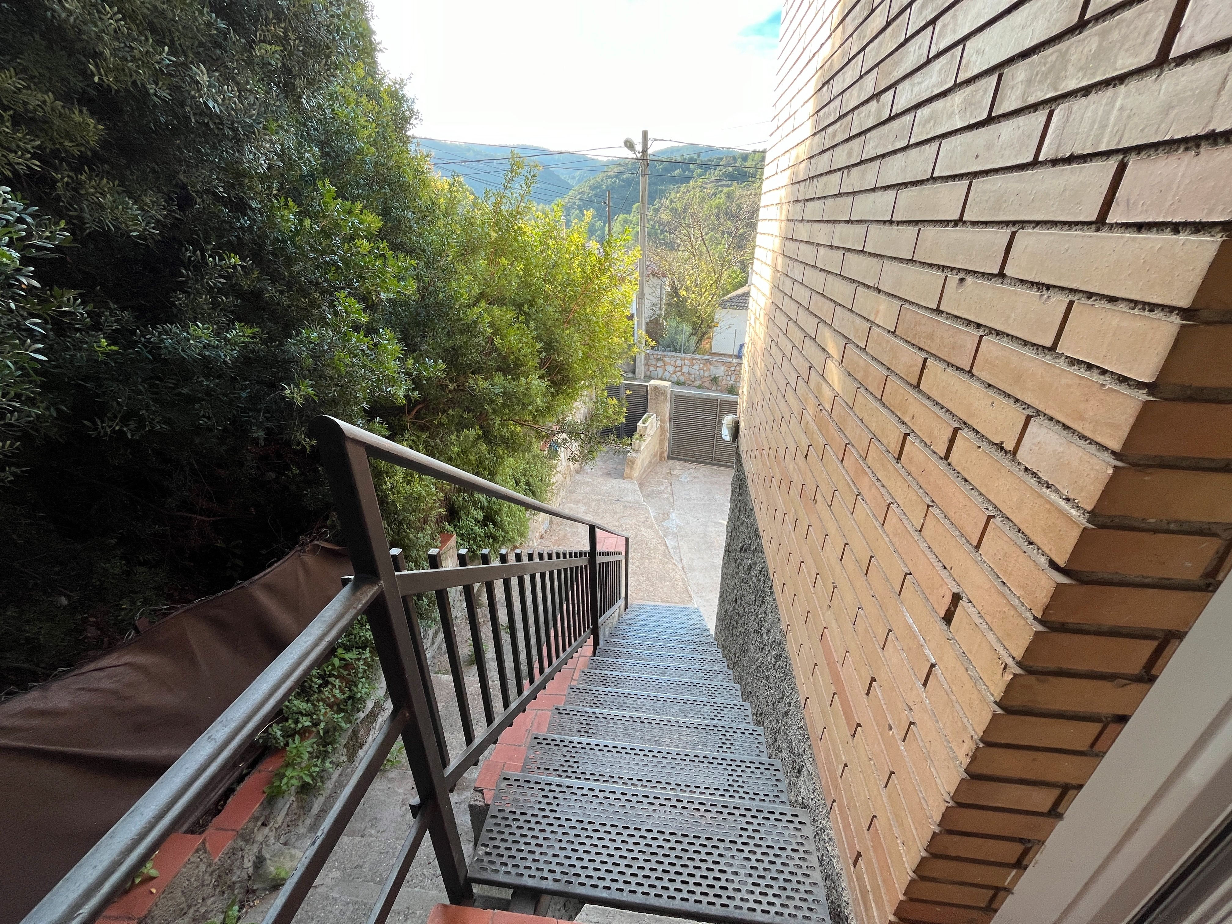 Exterior view of Flat to rent in Castellbell i el Vilar