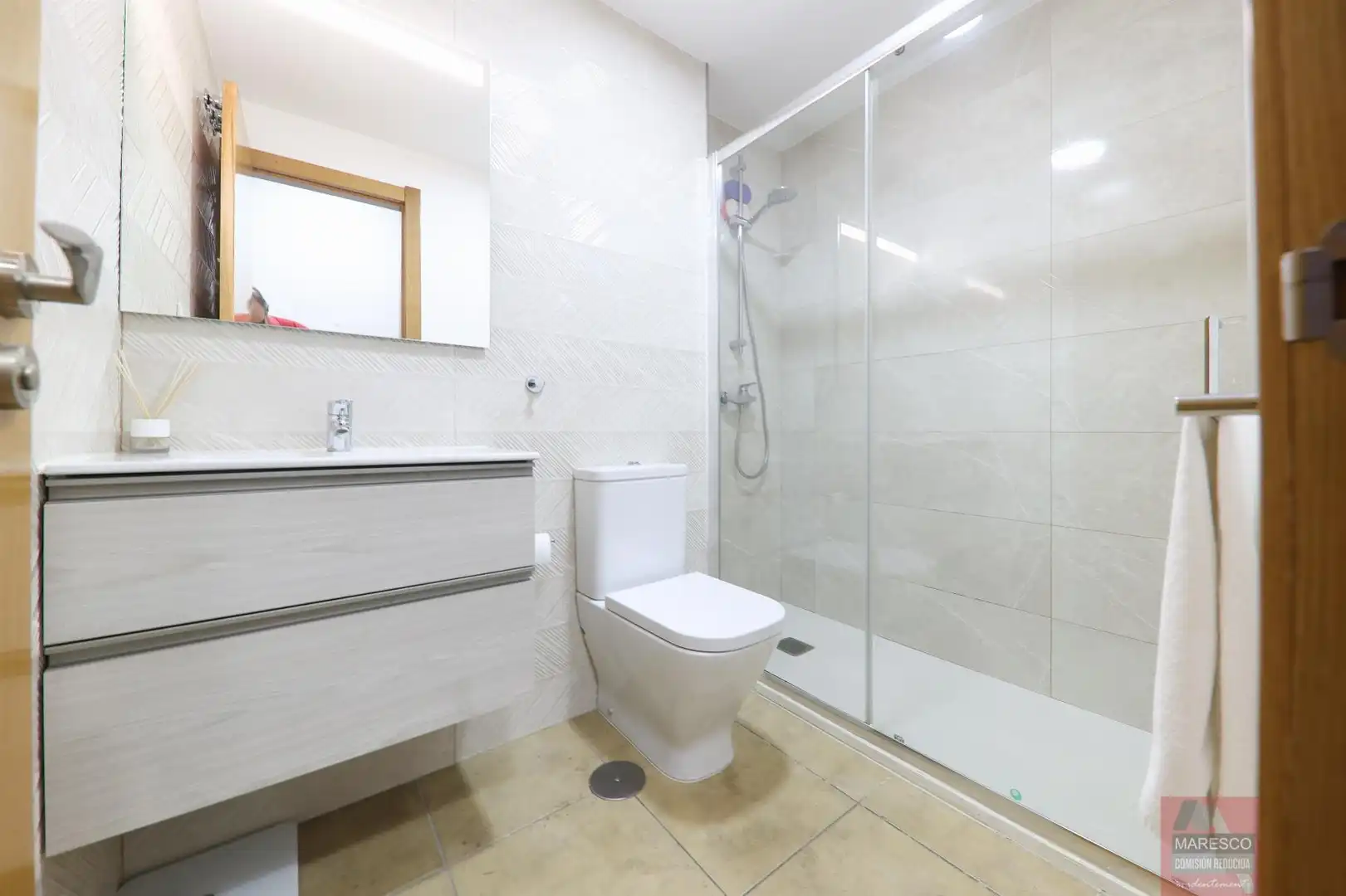 Bany de Pis en venda en Mijas amb Aire condicionat, Terrassa i Traster