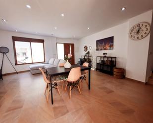 Sala d'estar de Casa o xalet en venda en Orba amb Aire condicionat i Terrassa