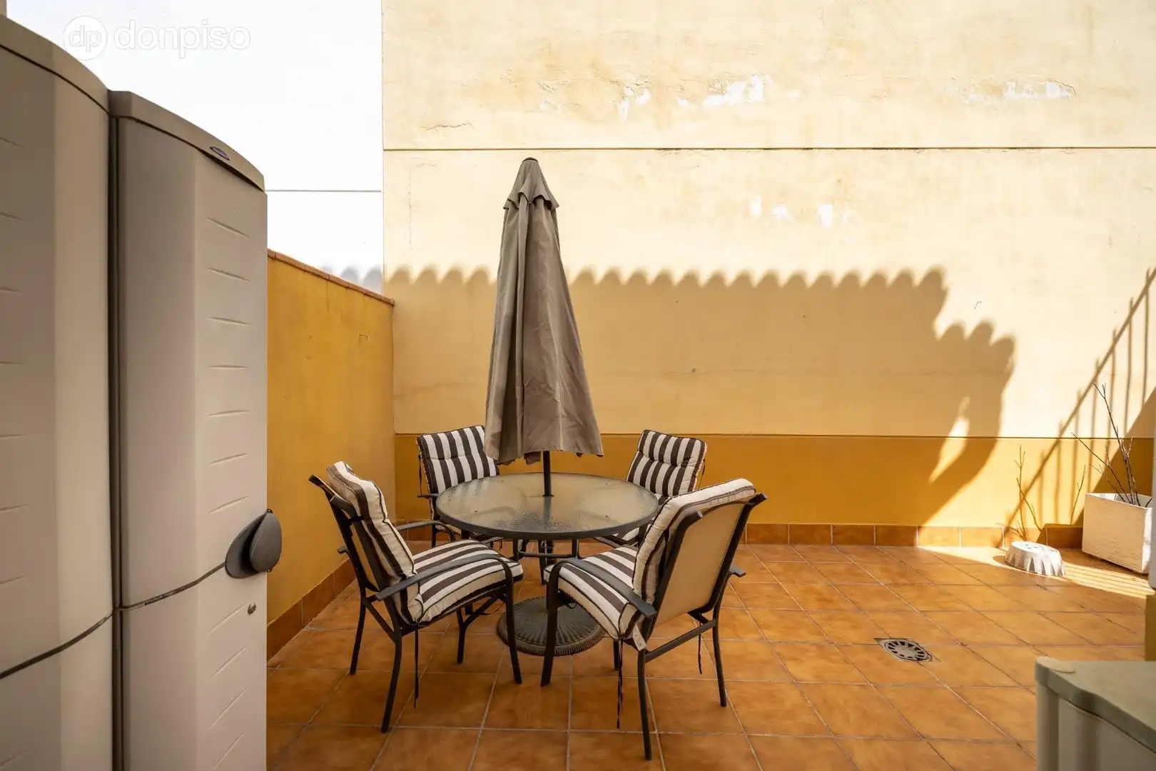 Casa aparellada amb terrassa en venda a MARIA PINET 10, imagen 13