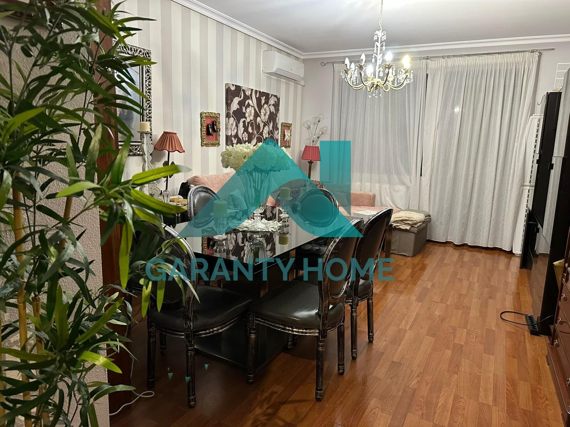 Menjador de Pis en venda en Cáceres Capital amb Aire condicionat, Calefacció i Terrassa