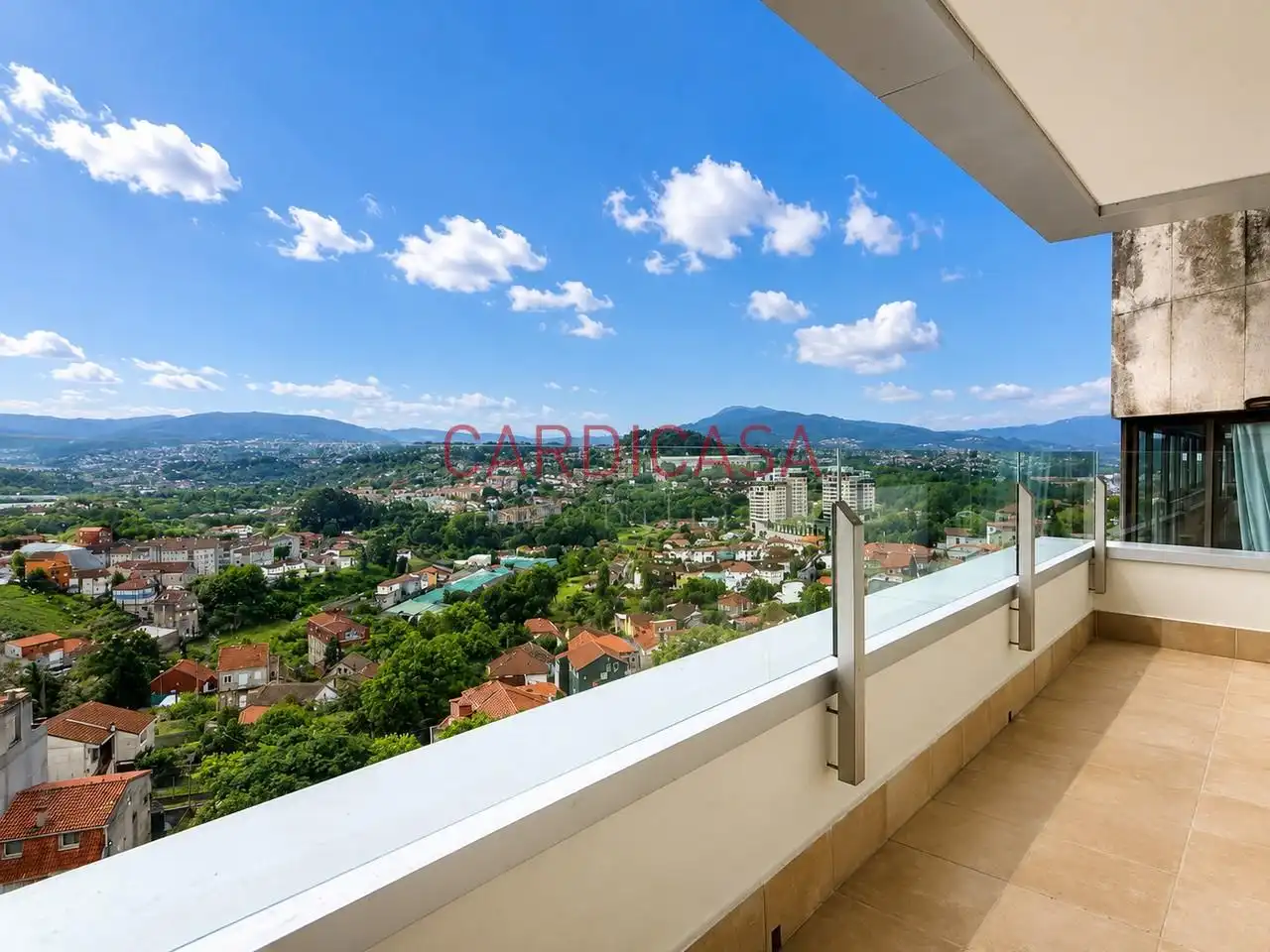 Terraza de Piso en venta en Vigo  con Calefacción, Parquet y Terraza