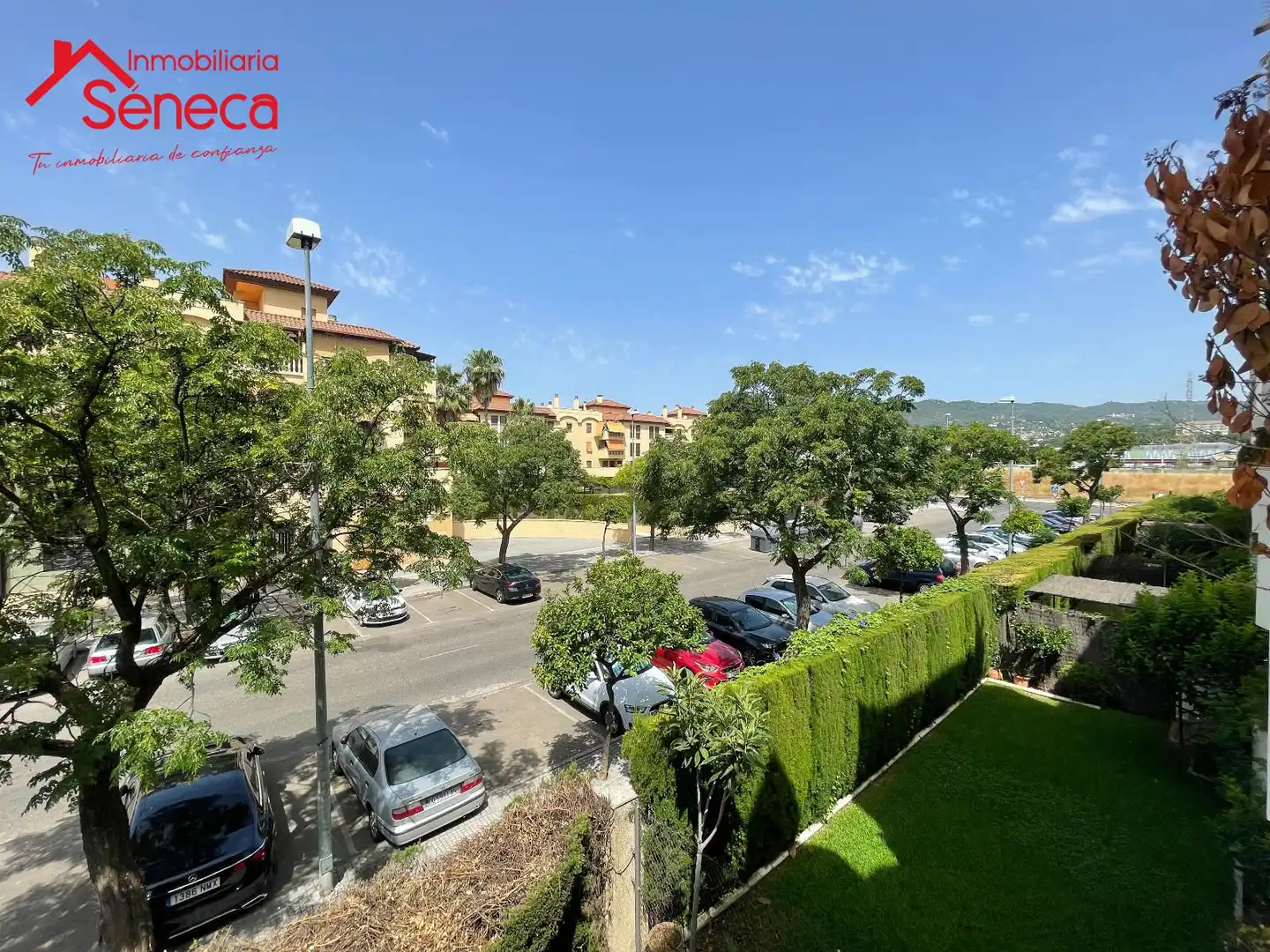 Außenansicht von Wohnung zum Verkauf in Córdoba mit Klimaanlage, Heizung und Terrasse