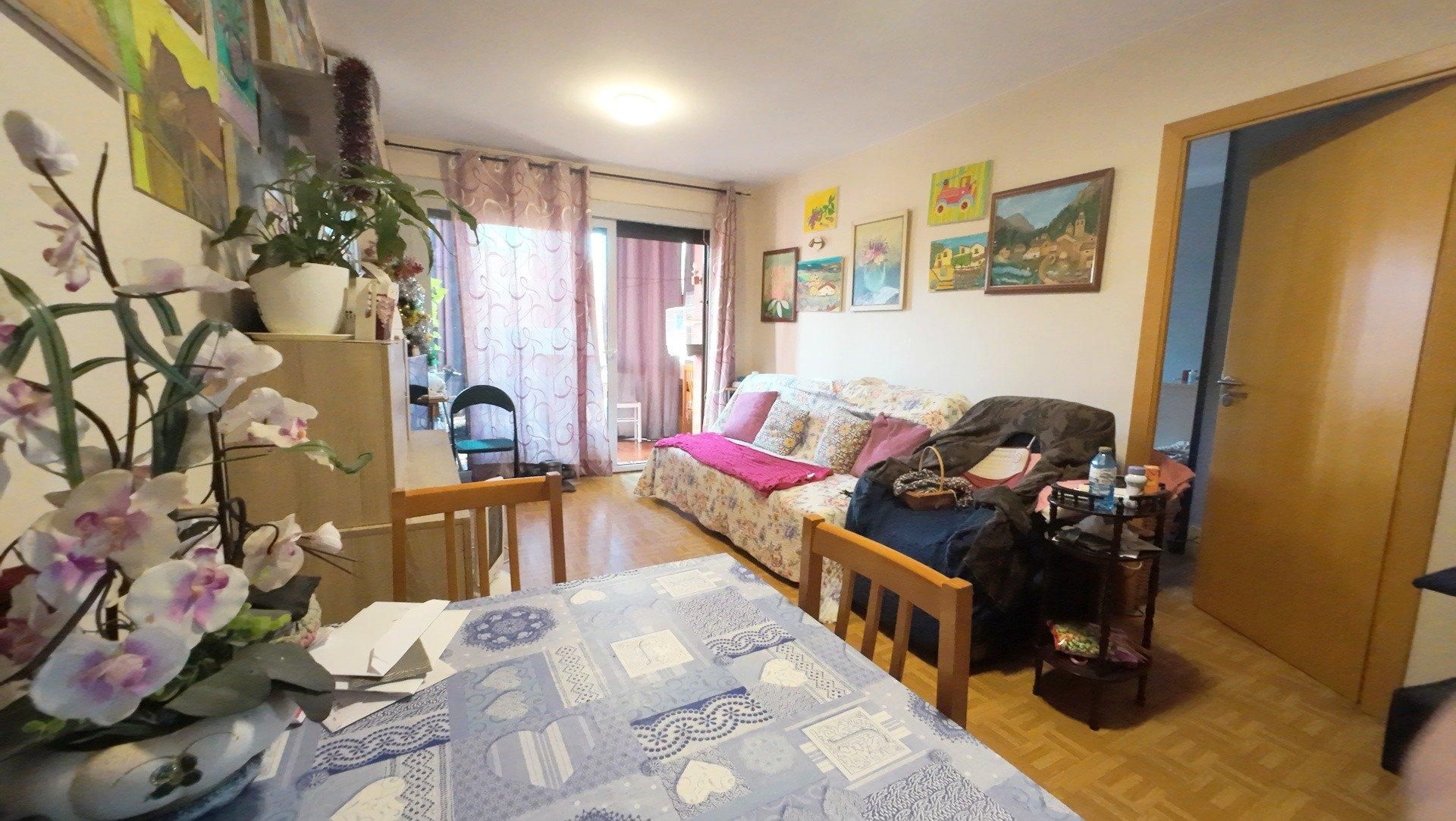 Bedroom of Flat for sale in Figueres  with Heating and Balcony