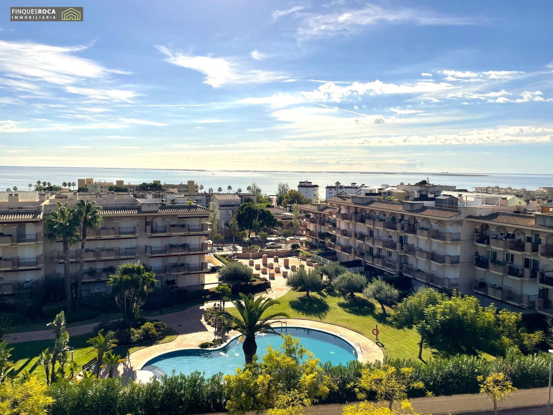 Vista exterior de Apartament en venda en Sant Carles de la Ràpita amb Jardí privat, Terrassa i Balcó