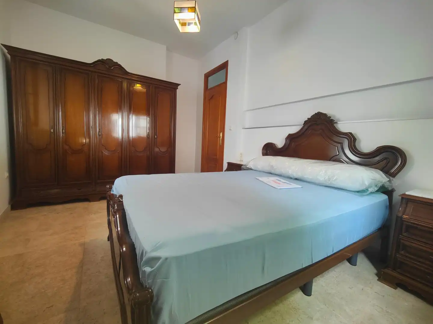 Habitación de Casa o chalet de alquiler en Granada con Calefacción, Jardín privado y Terraza