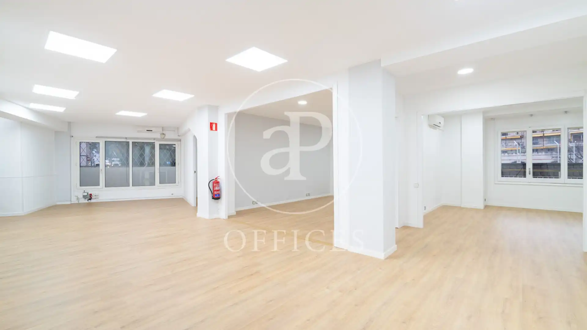 Oficina de lloguer en  Barcelona Capital amb Calefacció