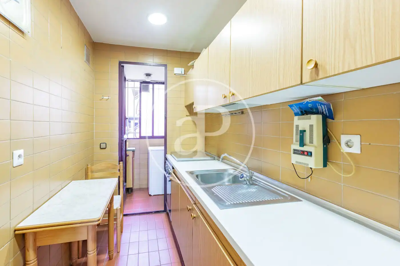 Küche von Wohnung zum Verkauf in Madrid mit Klimaanlage, Heizung und Privatgarten