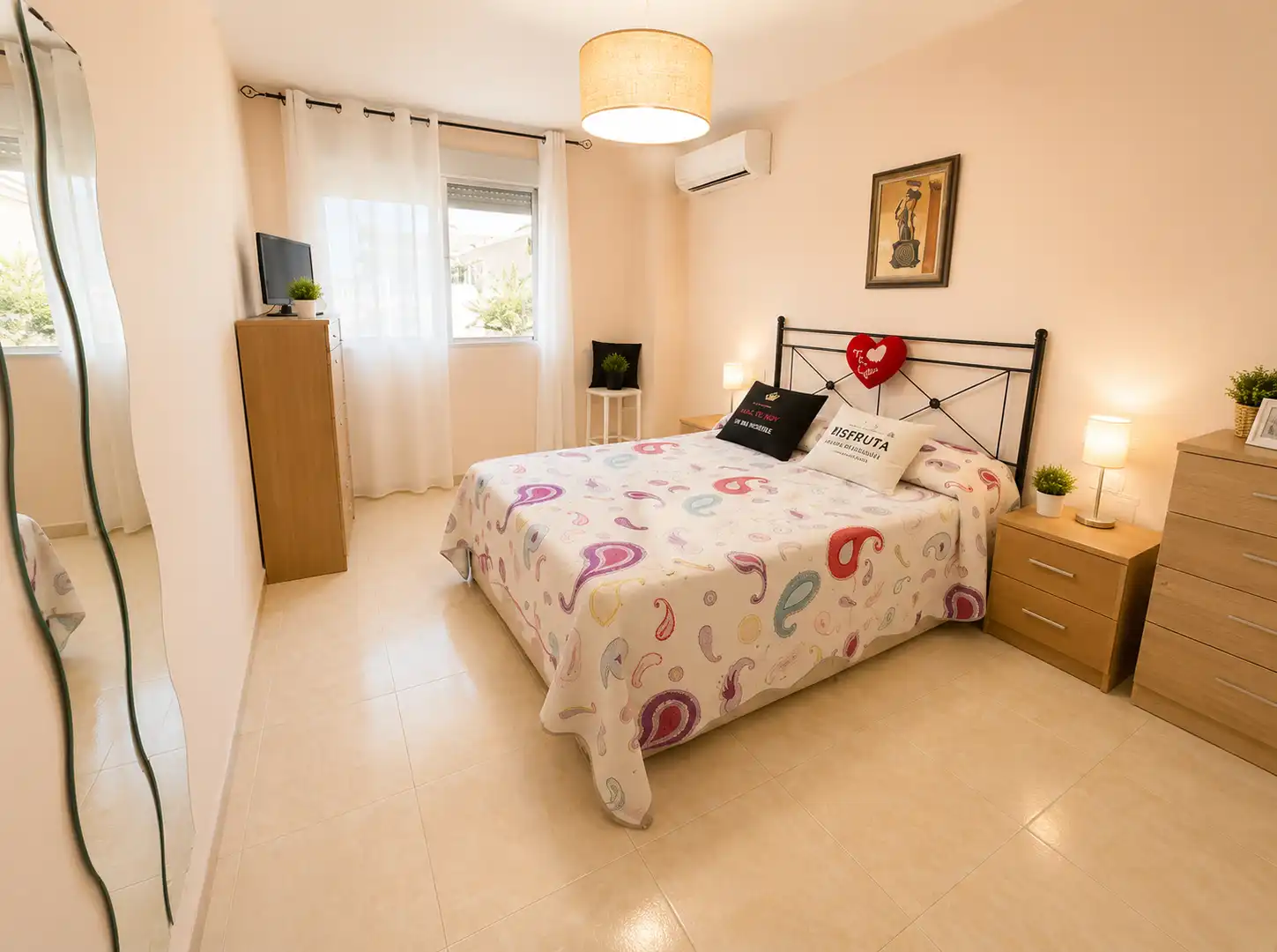 Schlafzimmer von Erdgeschoss zum Verkauf in Murcia mit Klimaanlage, Abstellraum und Möbliert
