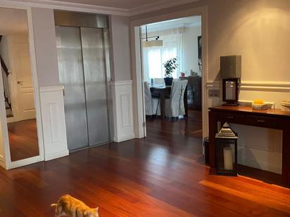 Casa o xalet en venda en  Logroño amb Calefacció, Parquet i Terrassa