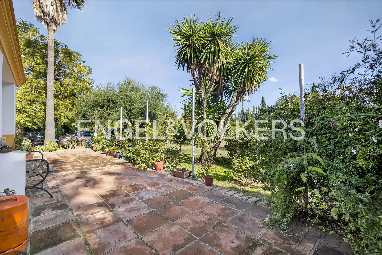 Garden of Houses for sale in Morón de la Frontera  with Air Conditioner, Heating and Private garden