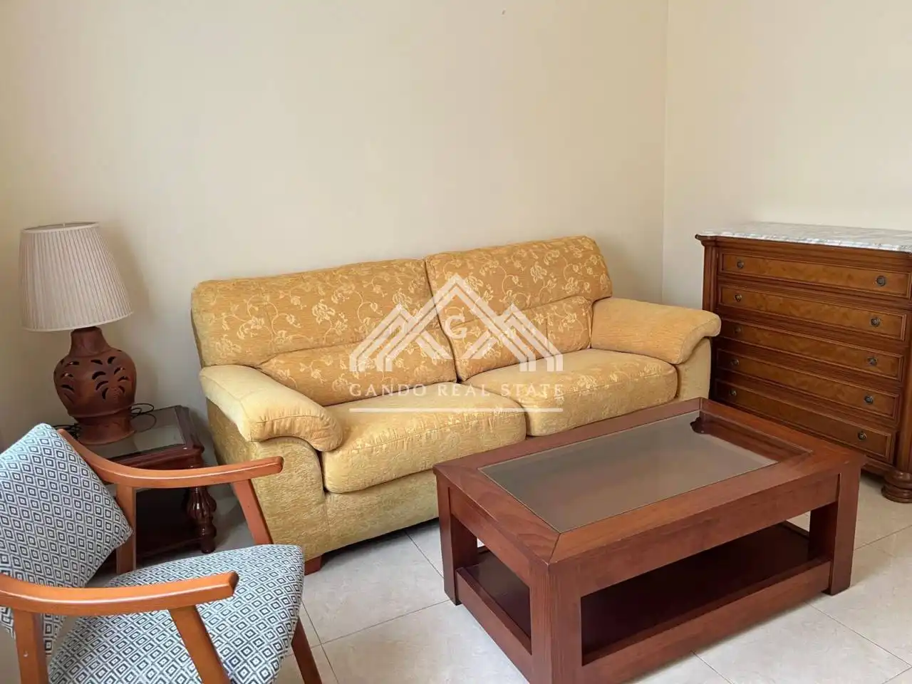 Sala d'estar de Casa o xalet de lloguer en Dos Hermanas amb Aire condicionat