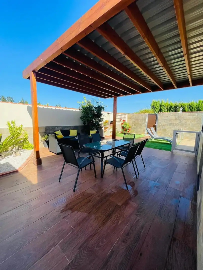 Houses for rent in Carril de Los Fuguillas, Barrio Nuevo