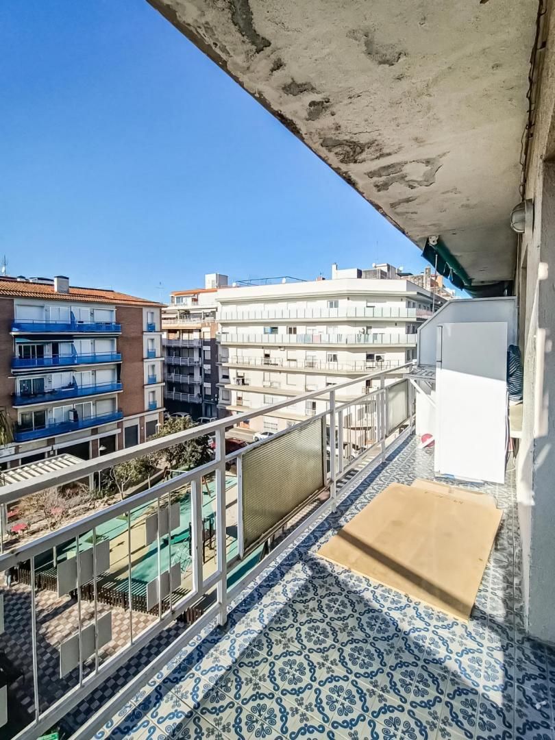 Exterior view of Flat for sale in Pineda de Mar  with Terrace and Balcony