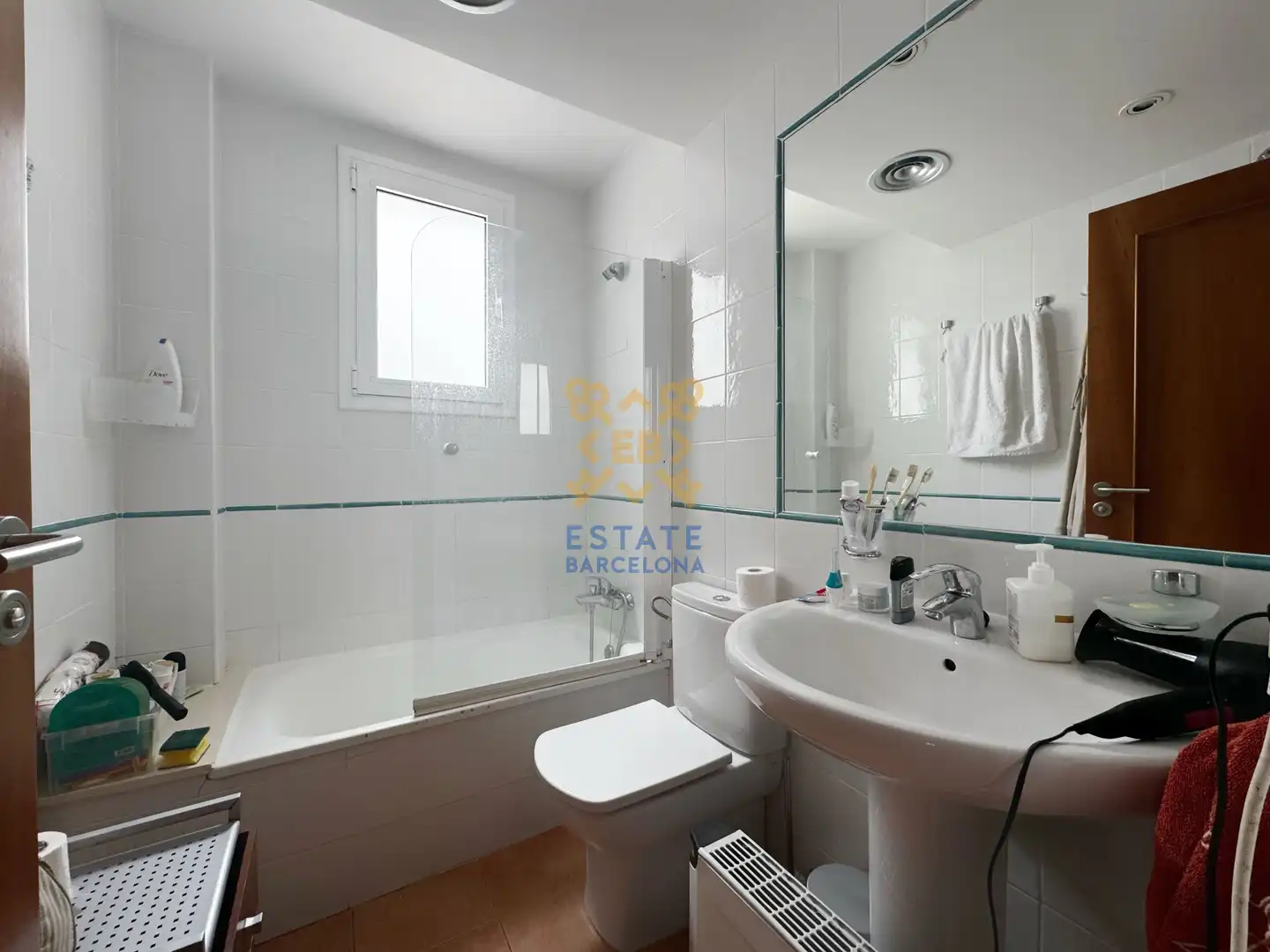 Badezimmer von Einfamilien-Reihenhaus zum Verkauf in Palafrugell mit Klimaanlage, Möbliert und Gemeinschaftspool