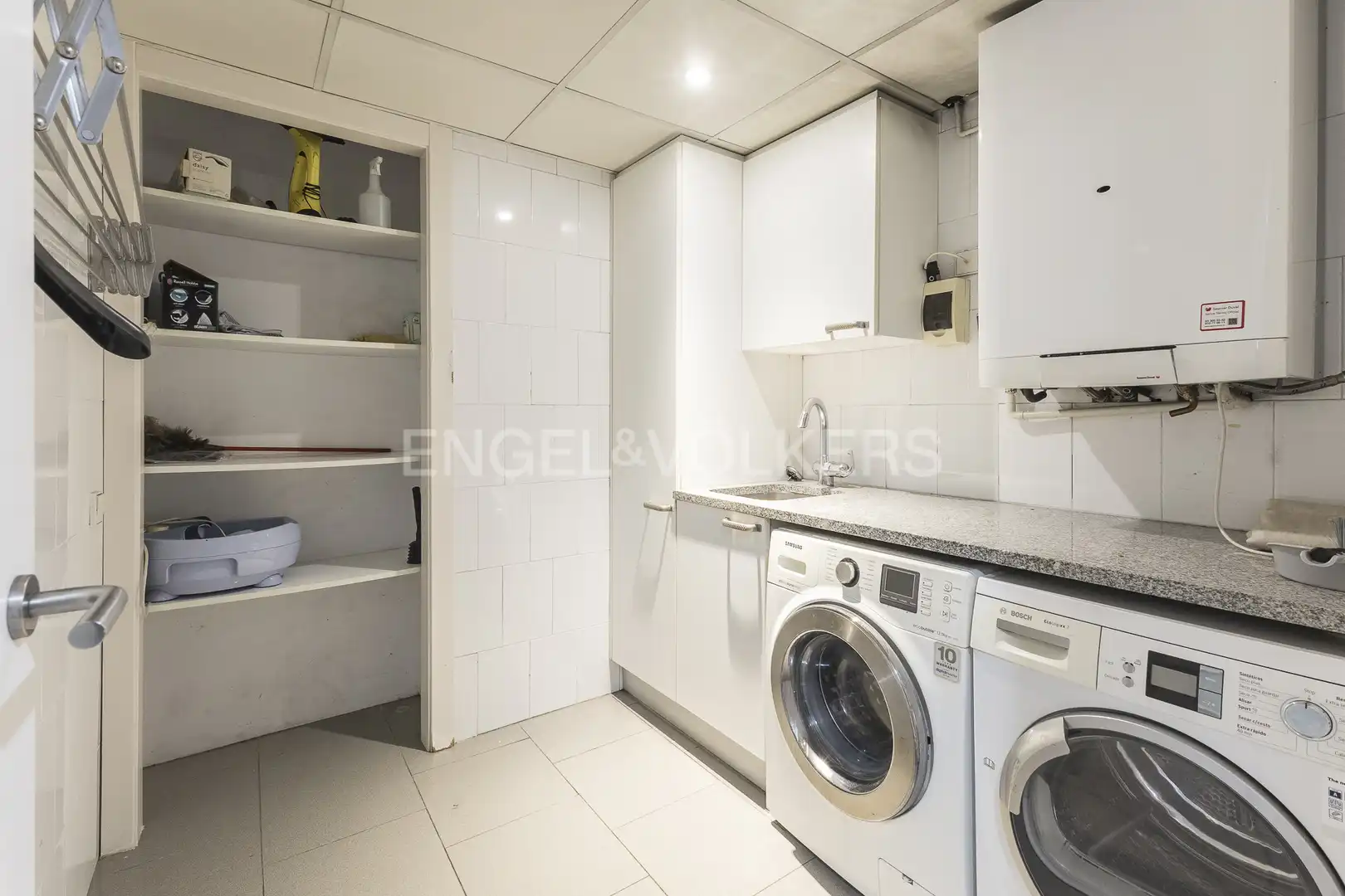 Cocina de Piso de alquiler en Barcelona con Aire acondicionado, Calefacción y Jardín privado