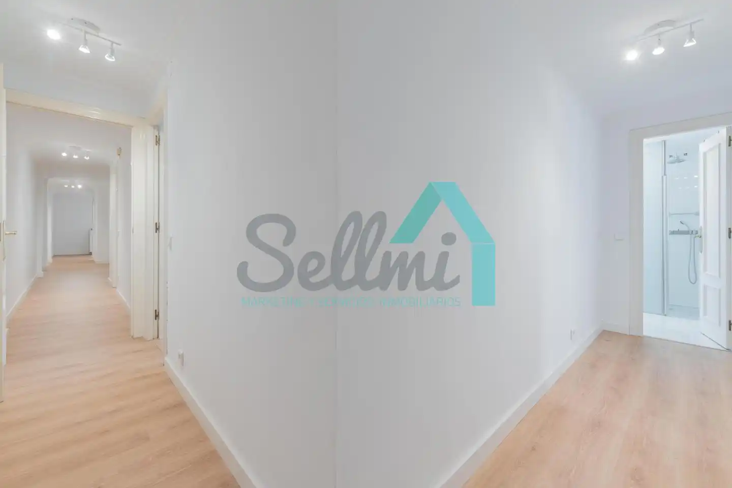 Wohnung zur Miete in Oviedo  mit Heizung, Parkett und Terrasse