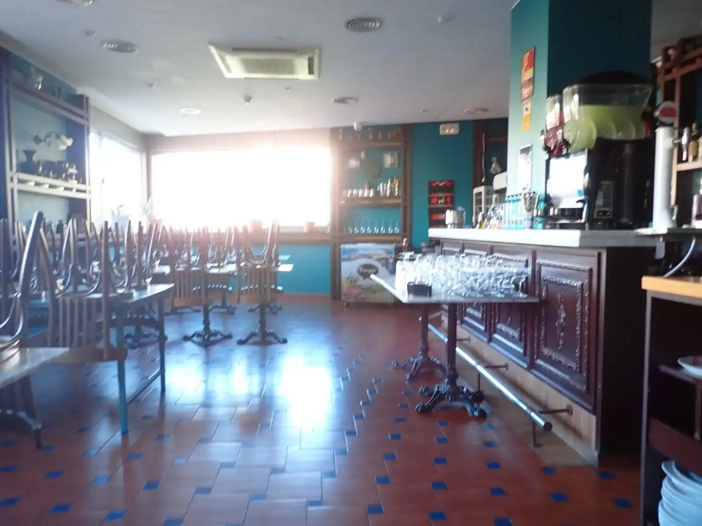 Local comercial en traspàs a Sud, imagen 31