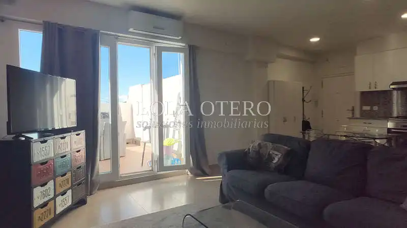 Exterior view of Attic for rent in Valencia  with Air Conditioner, Heating and Terrace