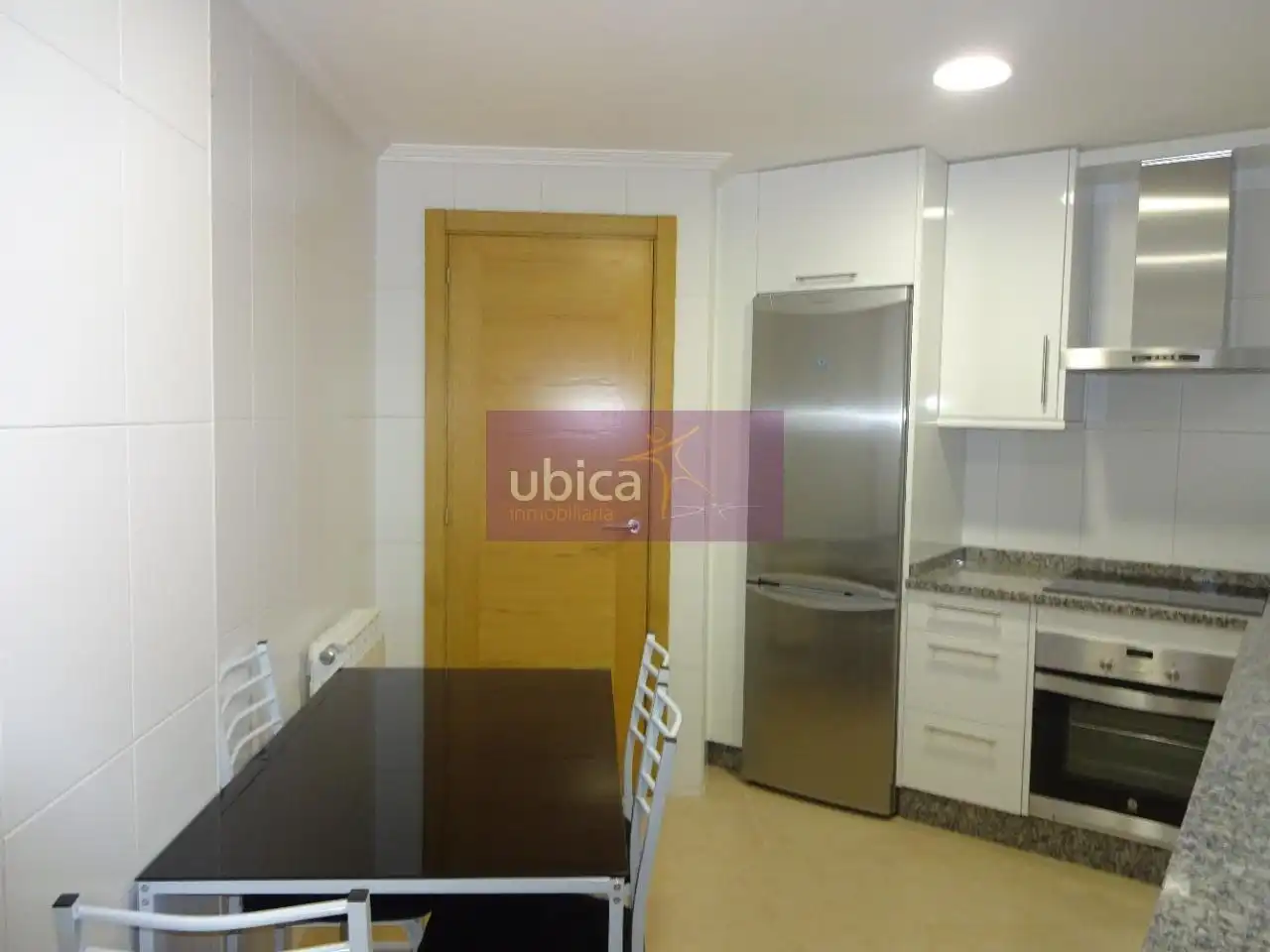 Cocina de Piso de alquiler en O Porriño   con Calefacción, Trastero y Amueblado