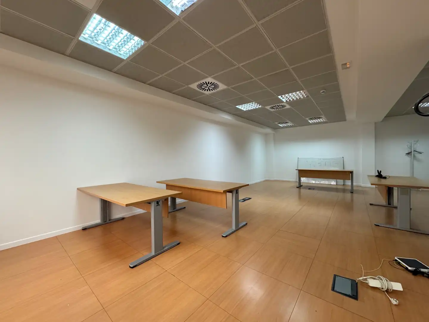 Bureau avec ascenseur à louer à Avinguda Corts Catalanes 2, imagen 7