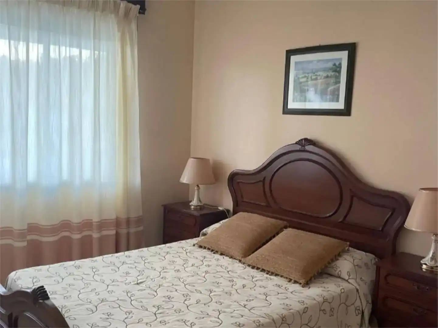 Habitación de Piso en venta en Ponteceso con Amueblado y Balcón