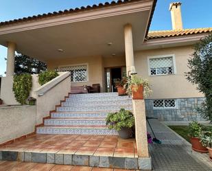 Vista exterior de Casa o xalet en venda en Cartagena amb Aire condicionat, Calefacció i Jardí privat