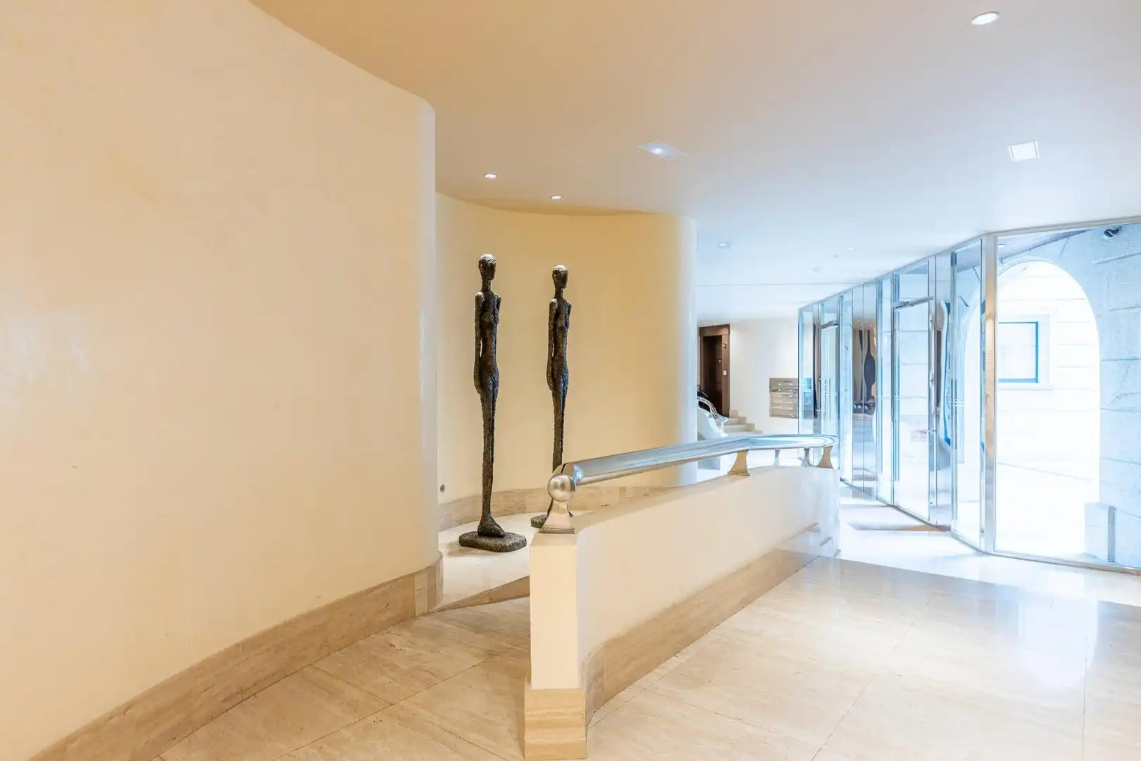 Piso en venta en A Coruña Capital  con Calefacción, Jardín privado y Trastero