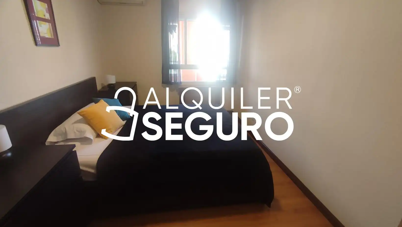 Bedroom of Flat for rent in Madrid  with Air Conditioner, Heating and Terrace