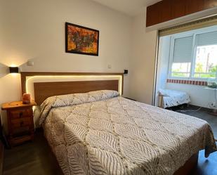 Bedroom of Flat to rent in Benidorm  with Air Conditioner, Terrace and Swimming Pool