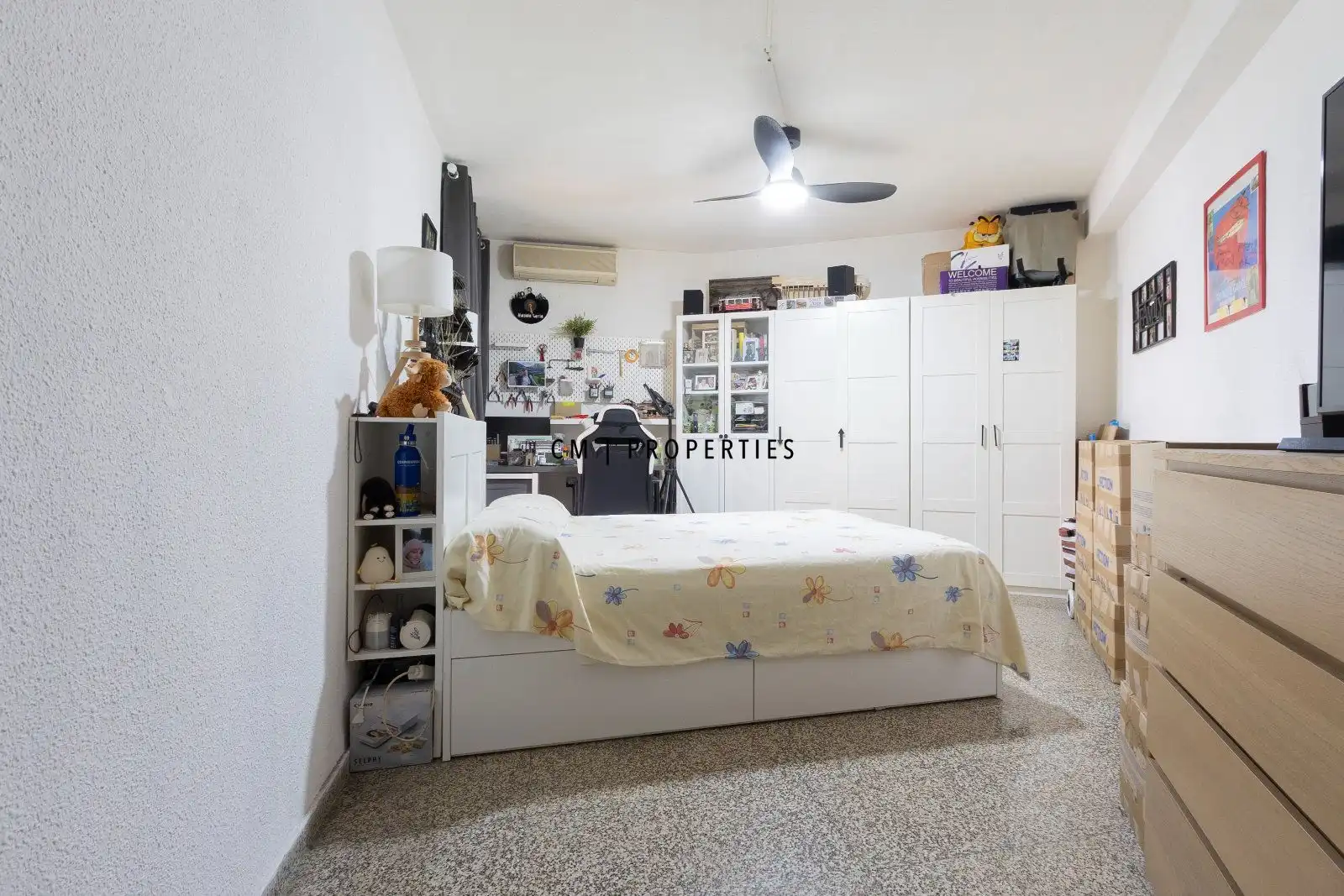 Flat for sale in Valencia  with Air Conditioner, Heating and Terrace