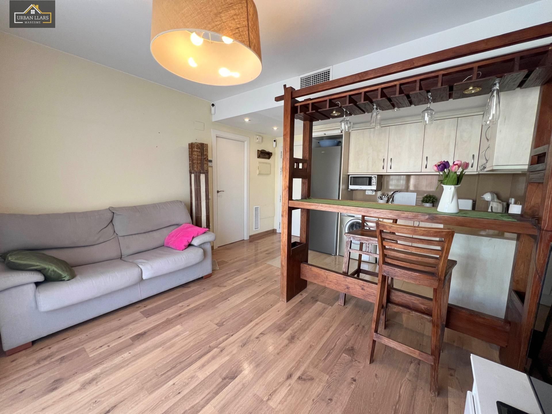 Living room of Flat for sale in Lloret de Mar  with Air Conditioner, Parquet flooring and Balcony