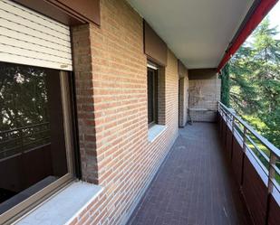 Balcony of Flat for sale in  Madrid Capital  with Air Conditioner, Terrace and Swimming Pool