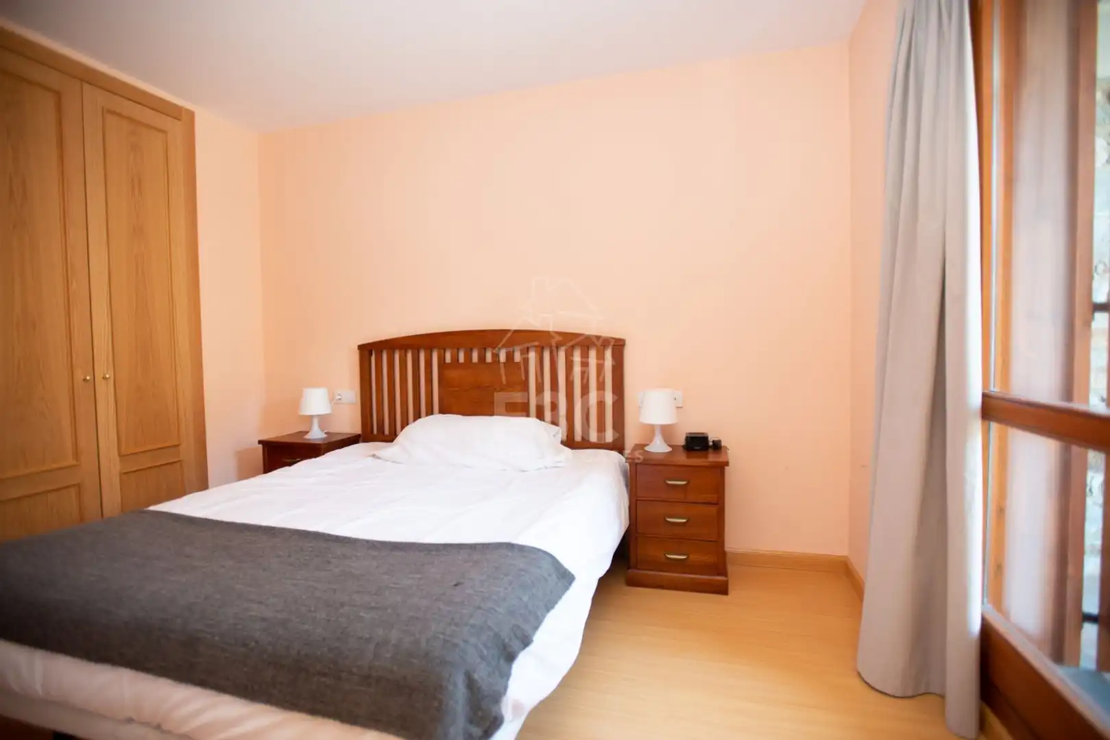 Dormitori de Planta baixa en venda en Canillo amb Calefacció, Parquet i Terrassa