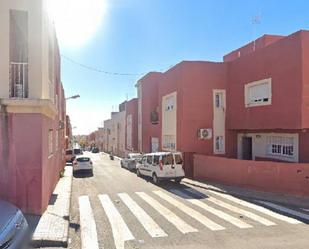 Vista exterior de Casa adosada en venda en  Almería Capital