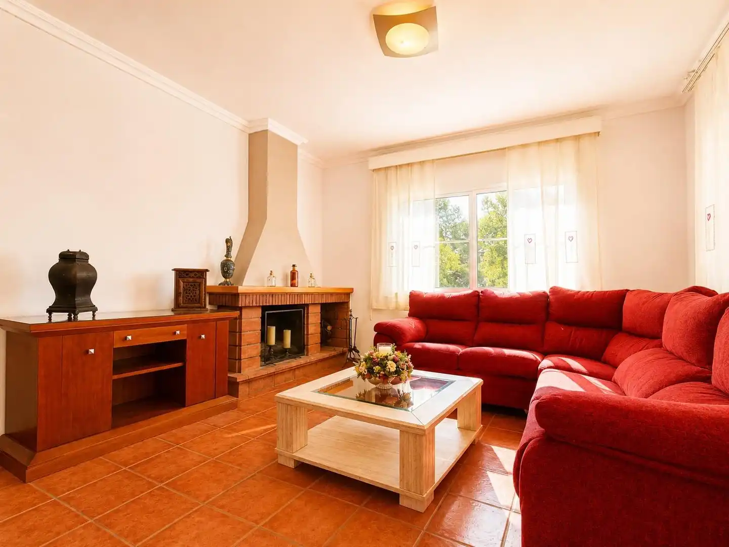 Sala d'estar de Casa o xalet en venda en Oropesa del Mar / Orpesa amb Aire condicionat, Calefacció i Jardí privat