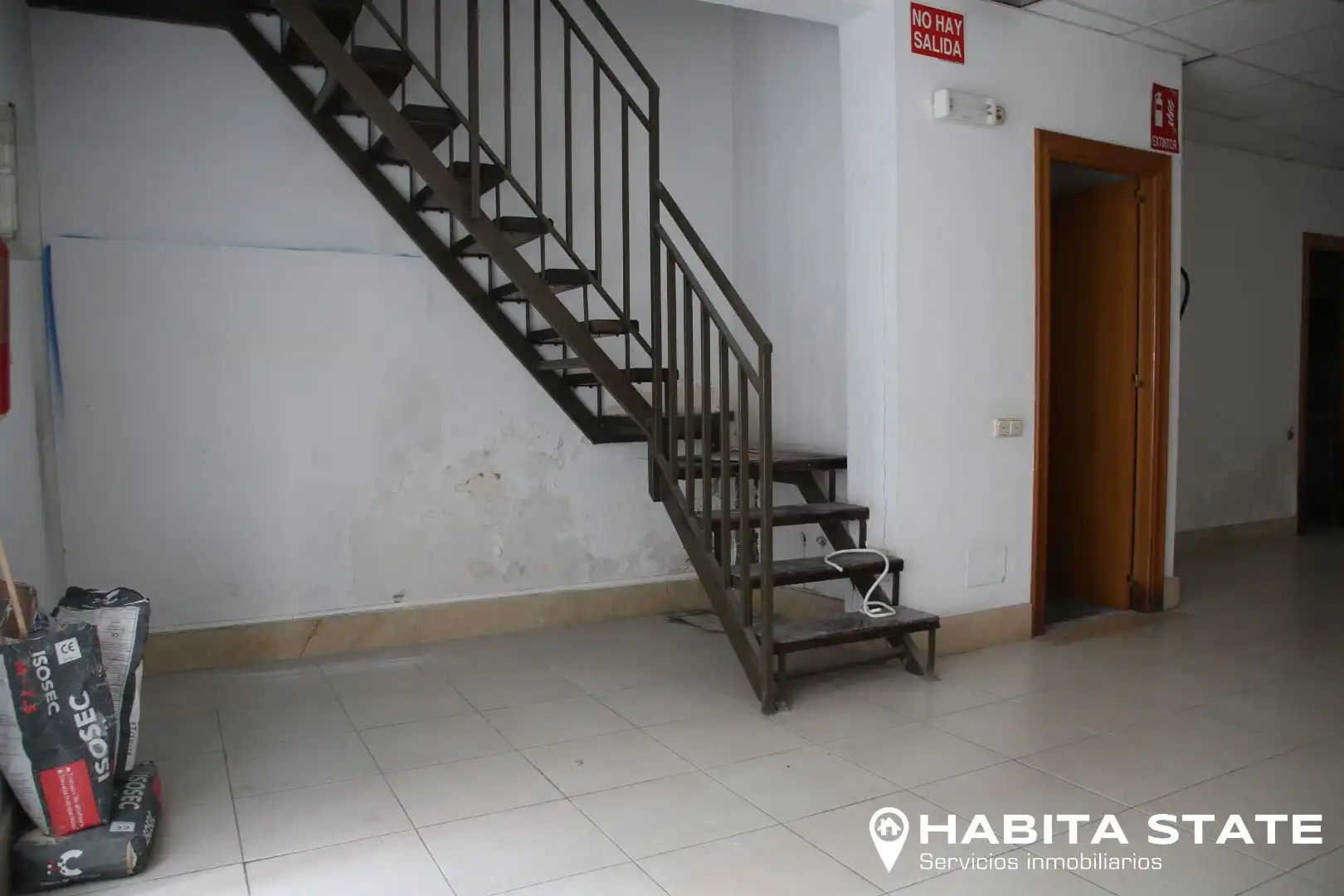 Local en venta en Almería con Aire acondicionado