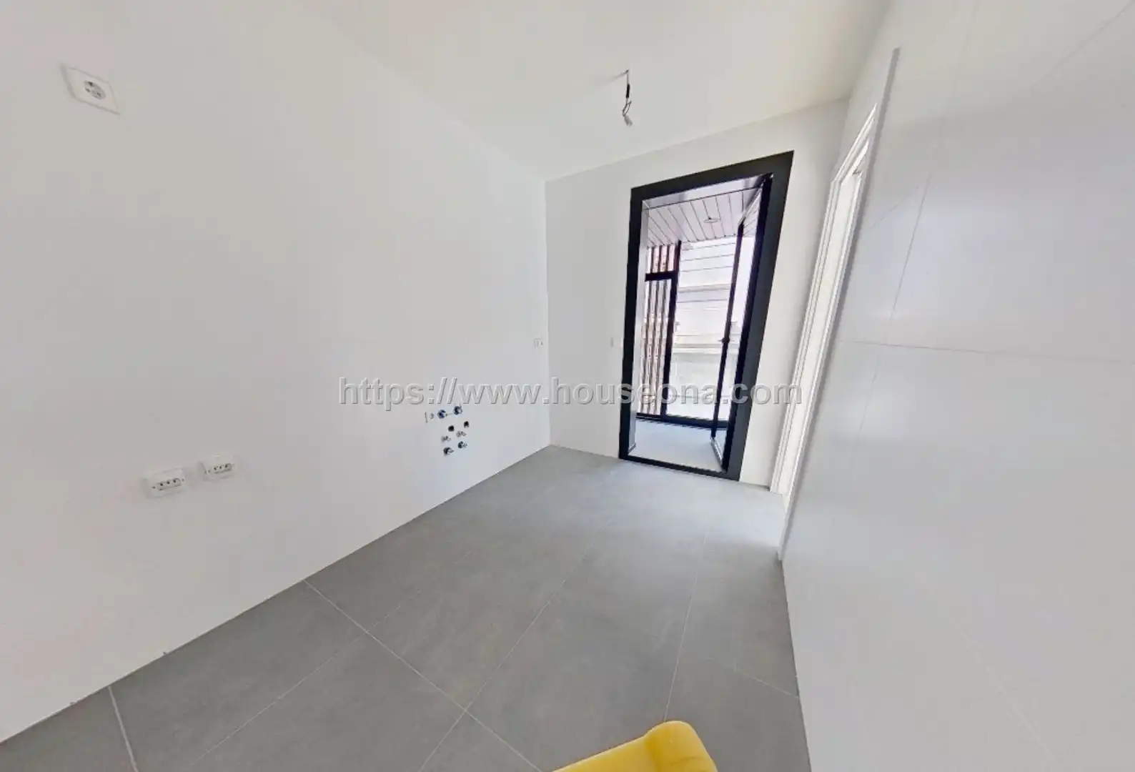 Piso de alquiler en Bilbao  con Terraza, Trastero y Balcón