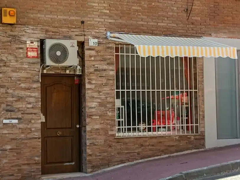 Local de alquiler en Calle del Transradio, 10, Centro
