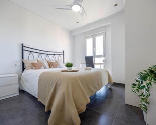 Bedroom of Apartment to share in  Valencia Capital