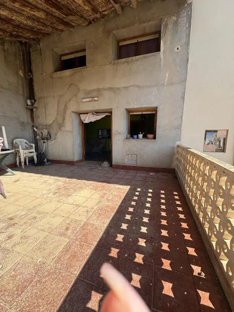Casa adosada en venda en Alcañiz amb Terrassa, Traster i Piscina comunitària