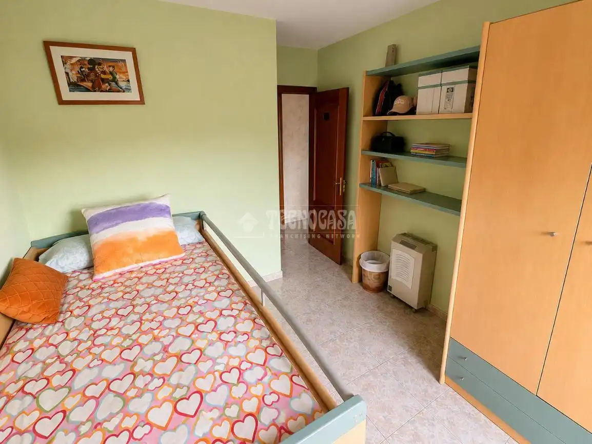 Bedroom of Flat for sale in Pinto  with Air Conditioner, Terrace and Balcony