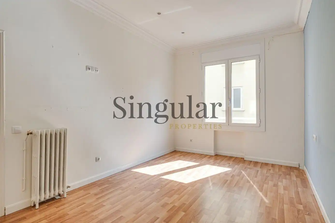 Habitación de Piso en venta en Barcelona con Calefacción y Alarma