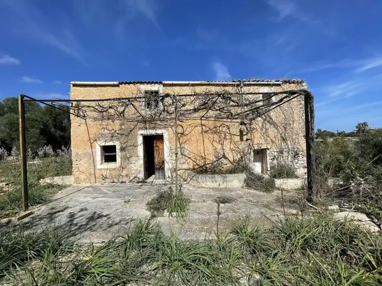 Außenansicht von Country house zum Verkauf in Manacor mit Abstellraum