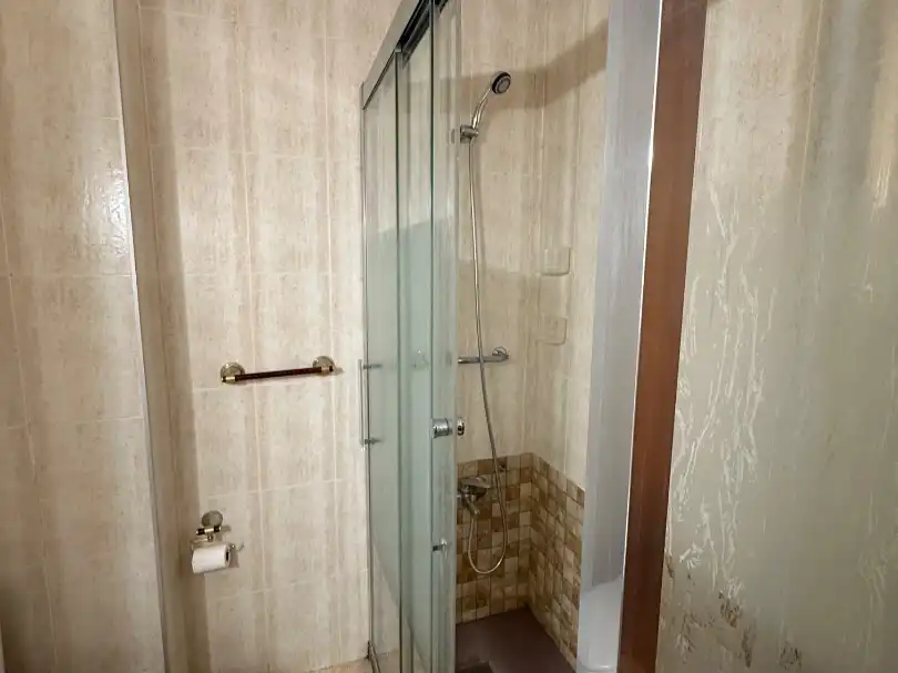 Bathroom of Flat for rent in L'Eixereta