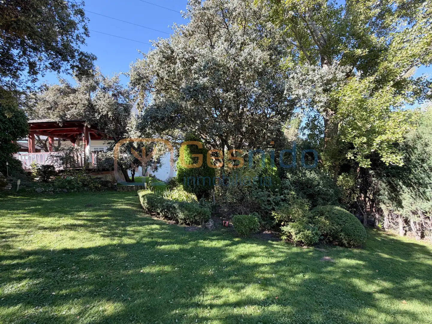 Jardí de Casa o xalet en venda en El Espinar amb Calefacció, Jardí privat i Terrassa