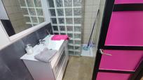 Bathroom of Premises to rent in Petrer